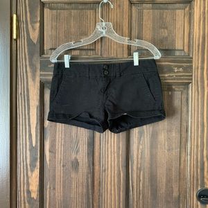 American Eagle size 4 black shorts